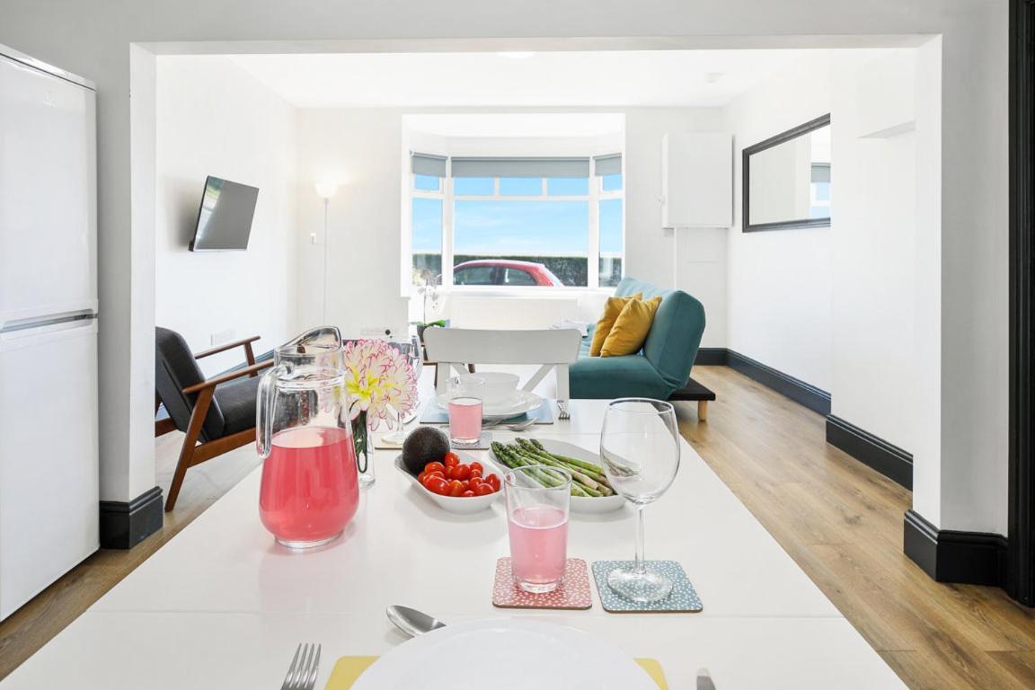 Tyme Suites On Kingsway Cleethorpes Exteriör bild